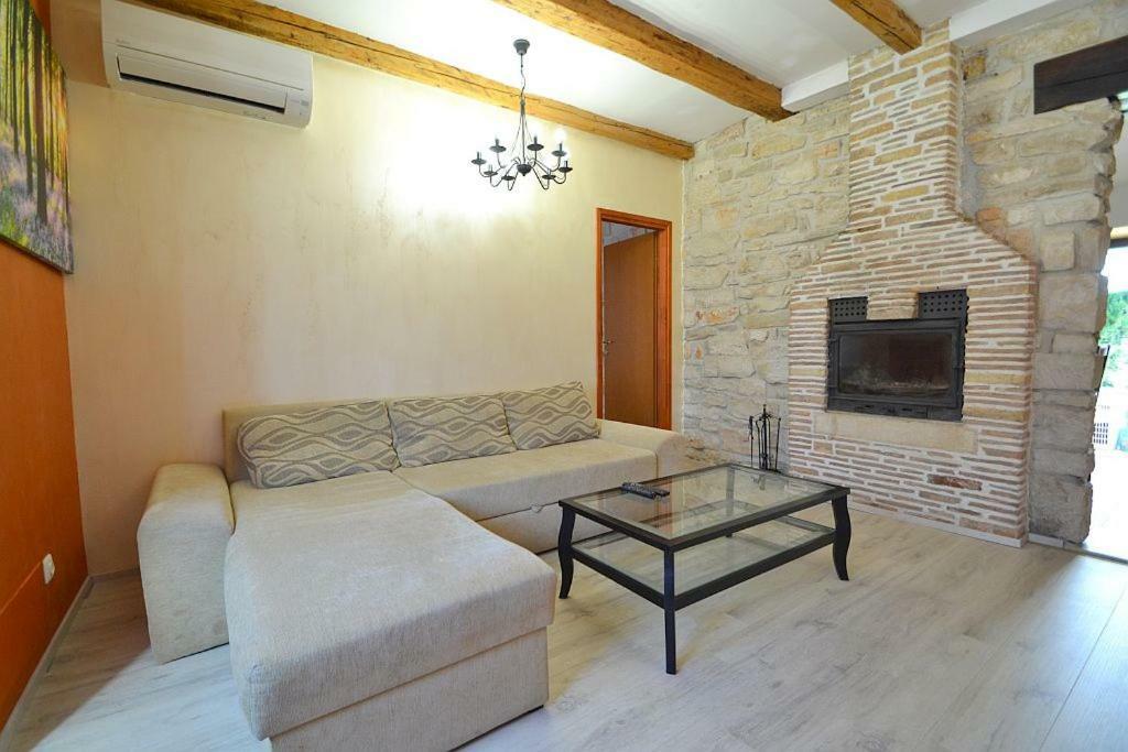Villa Giardin Novigrad  Zewnętrze zdjęcie